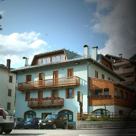 Residenza Domino Lejlighedshotel Selva di Cadore Eksteriør billede