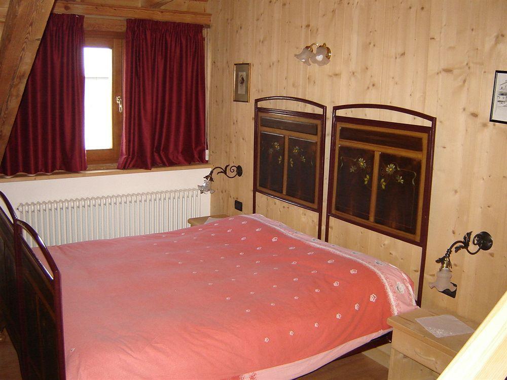 Residenza Domino Lejlighedshotel Selva di Cadore Eksteriør billede
